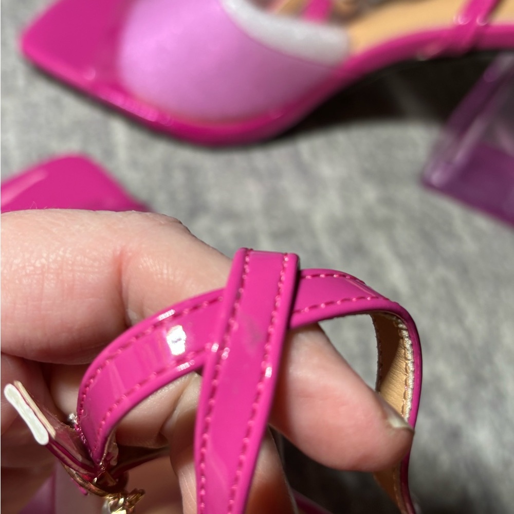 Stylish Pink Women's Heels, size 8 - Picture 8 of 11
